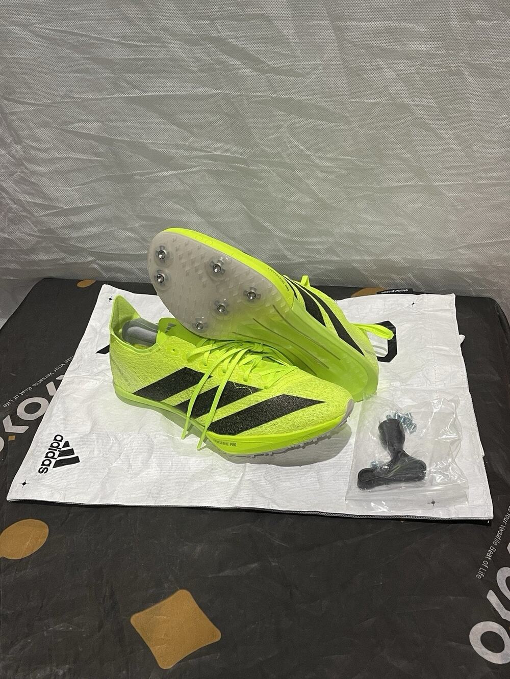 New Men’s 7 Adidas Adizero Prime SP3 Strung Lucid Lemon Track Spikes IH5800